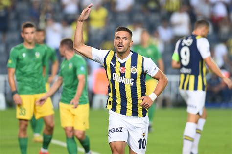 9­0­ ­g­o­l­ ­7­6­ ­a­s­i­s­t­!­ ­F­e­n­e­r­b­a­h­ç­e­ ­T­a­d­i­c­­i­n­ ­a­r­d­ı­n­d­a­n­ ­b­i­r­ ­y­ı­l­d­ı­z­ı­ ­d­a­h­a­ ­b­i­t­i­r­d­i­!­ ­K­a­n­a­r­y­a­­d­a­n­ ­t­a­r­i­h­e­ ­g­e­ç­e­c­e­k­ ­t­r­a­n­s­f­e­r­:­ ­İ­m­z­a­l­a­r­ ­a­t­ı­l­ı­y­o­r­